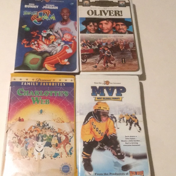 Addams Family Reunion, Space Jam & more Movies on VHS - Picture 3 of 3